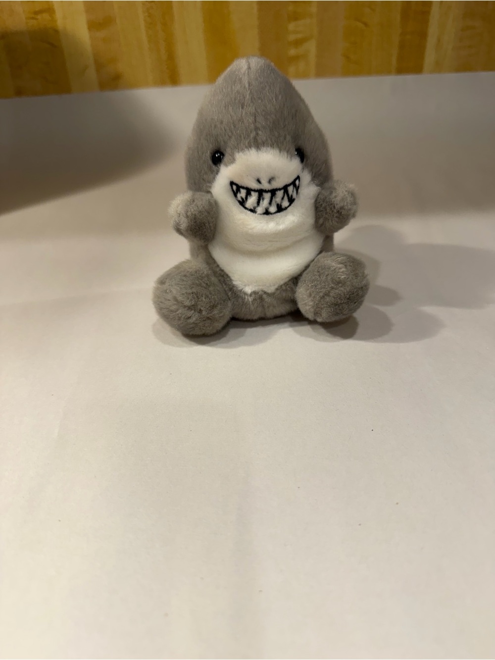 Palm pals mini gray sharks